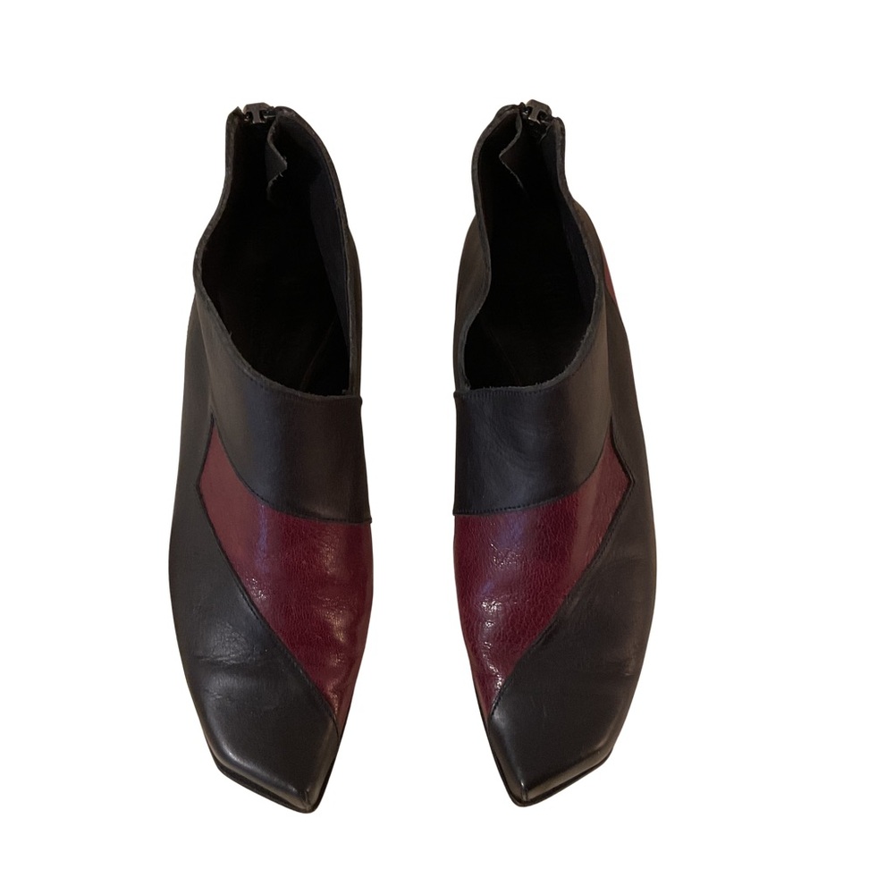 Cywoq Vintage Handcrafted Black & Burgundy Booties